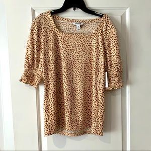 Cute Nine West blouse NWT size Medium
